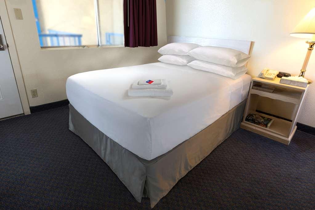 Americas Best Value Inn Horseheads Zimmer foto